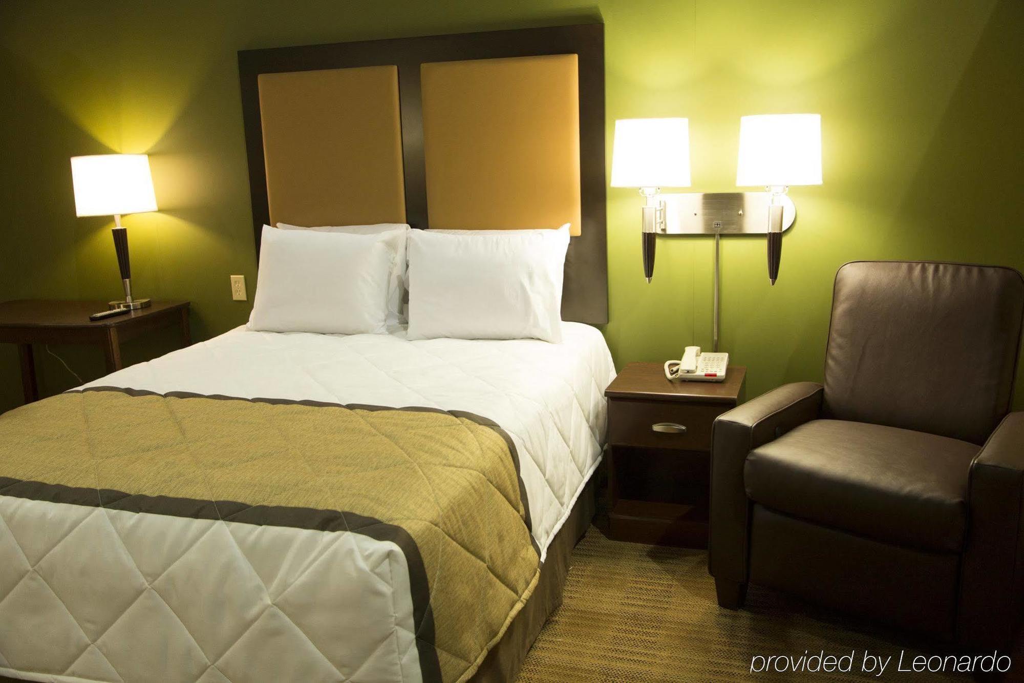 Extended Stay America Suites - Phoenix - Chandler - E Chandler Blvd Exterior foto